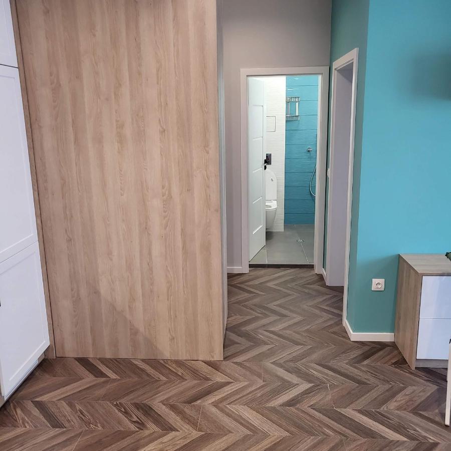 New Luxury Next To Subway With Garage Appartement *