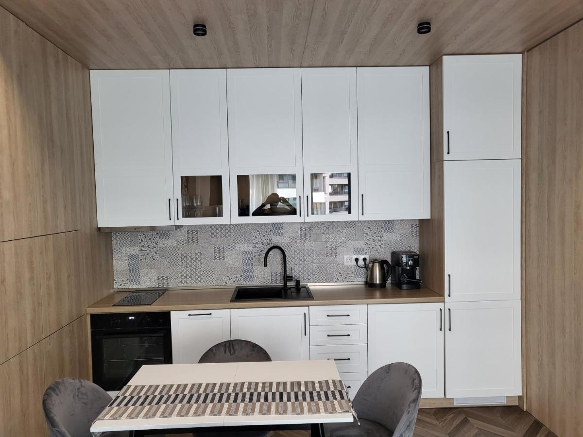 Apartment New Luxury Next To Subway With Garage Sofia