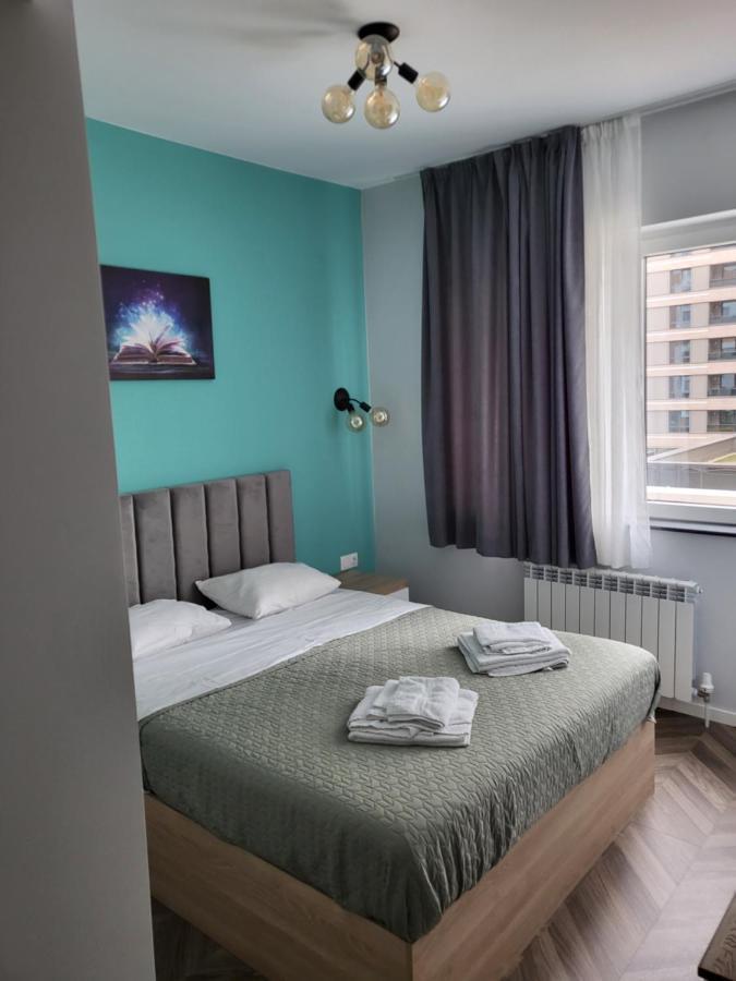 New Luxury Next To Subway With Garage Apartment Sofia